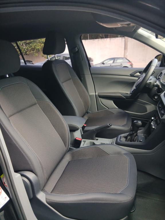 VOLKSWAGEN T-Cross - Foto