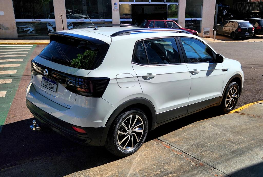 VOLKSWAGEN T-Cross - Foto