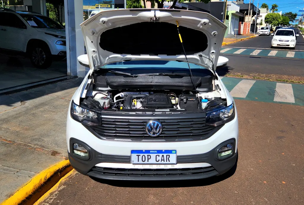 VOLKSWAGEN T-Cross - Foto