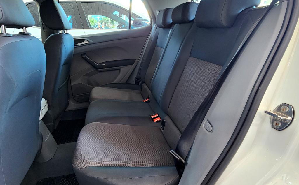 VOLKSWAGEN T-Cross - Foto