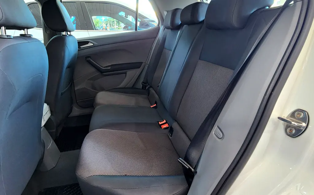 VOLKSWAGEN T-Cross - Foto