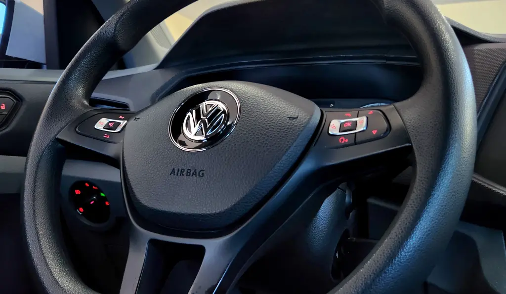 VOLKSWAGEN T-Cross - Foto