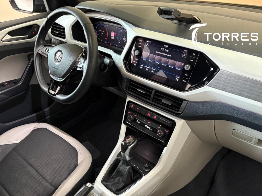 VOLKSWAGEN T-Cross - Foto