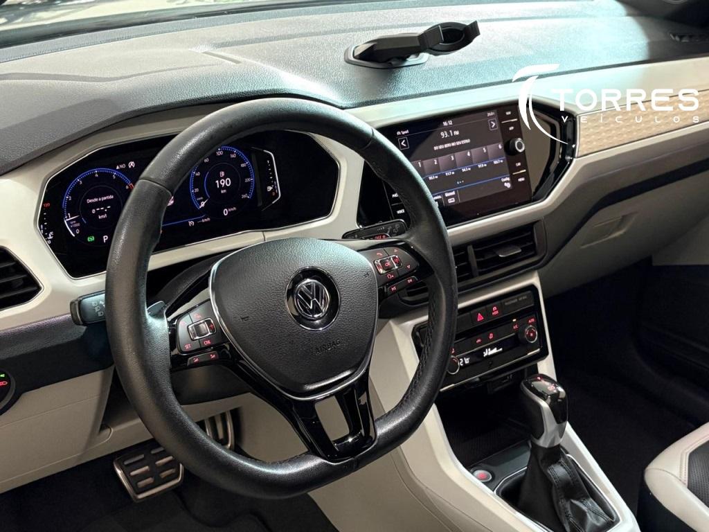 VOLKSWAGEN T-Cross - Foto