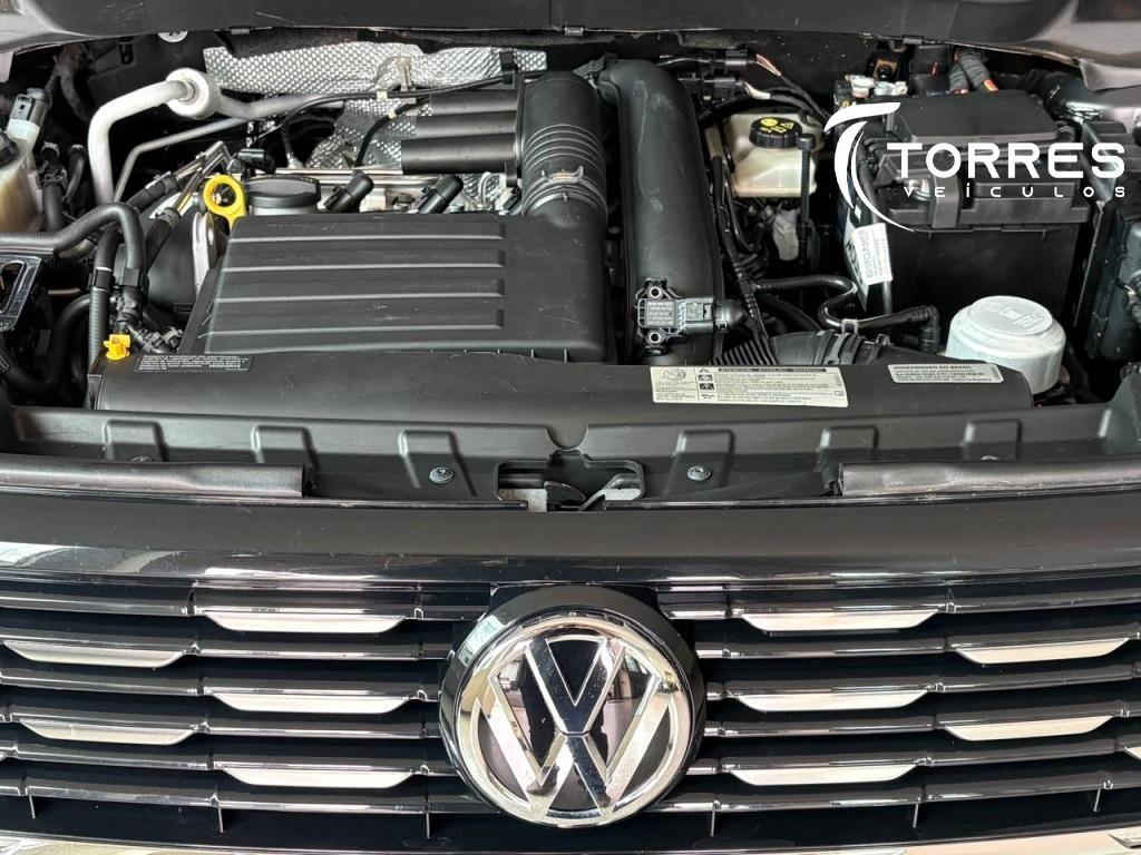 VOLKSWAGEN T-Cross - Foto