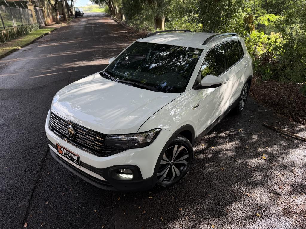VOLKSWAGEN T-Cross - Foto