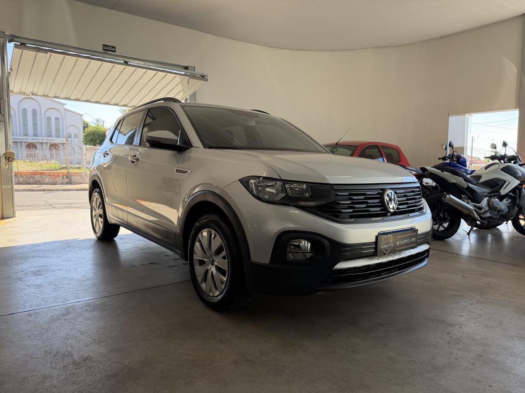 VOLKSWAGEN T-Cross - Foto
