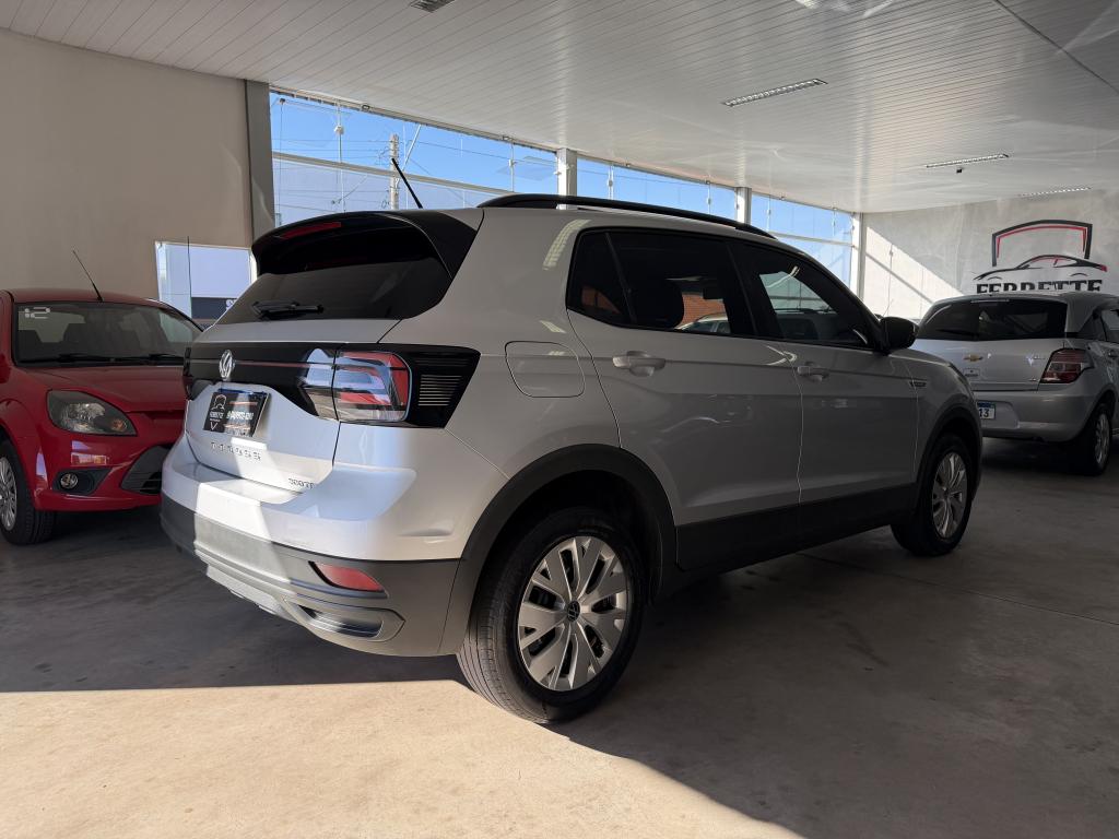 VOLKSWAGEN T-Cross - Foto