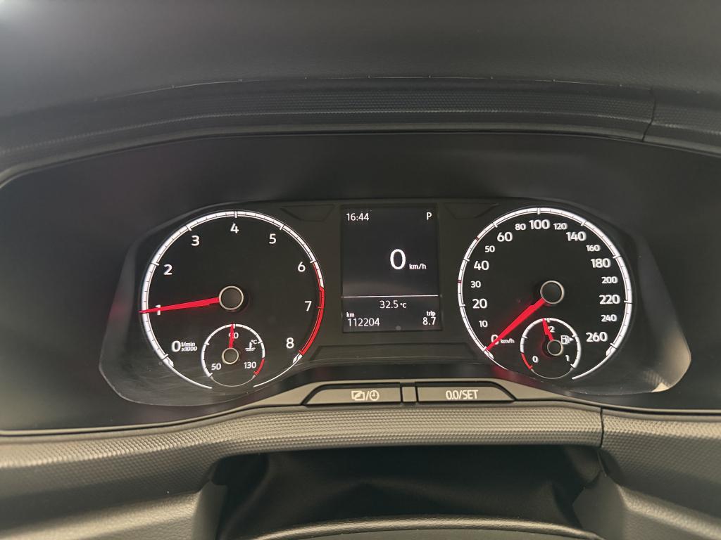 VOLKSWAGEN T-Cross - Foto