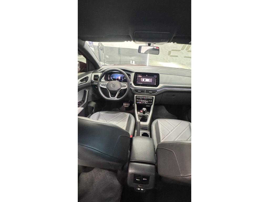 VOLKSWAGEN T-Cross - Foto