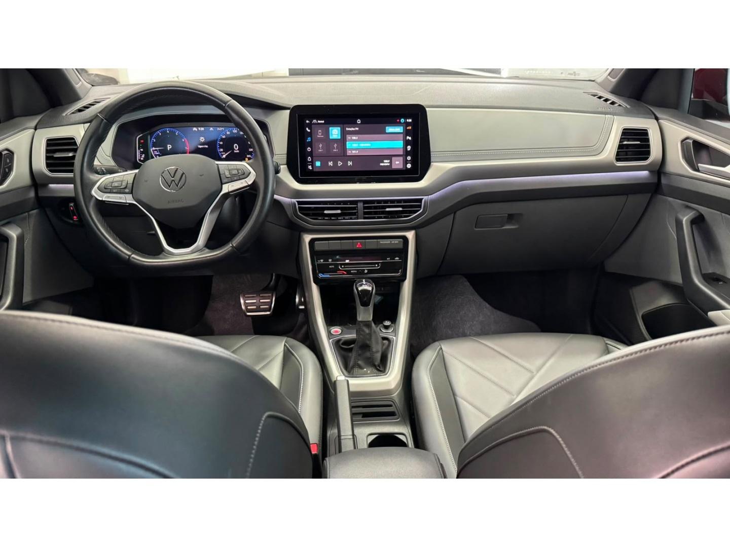 VOLKSWAGEN T-Cross - Foto