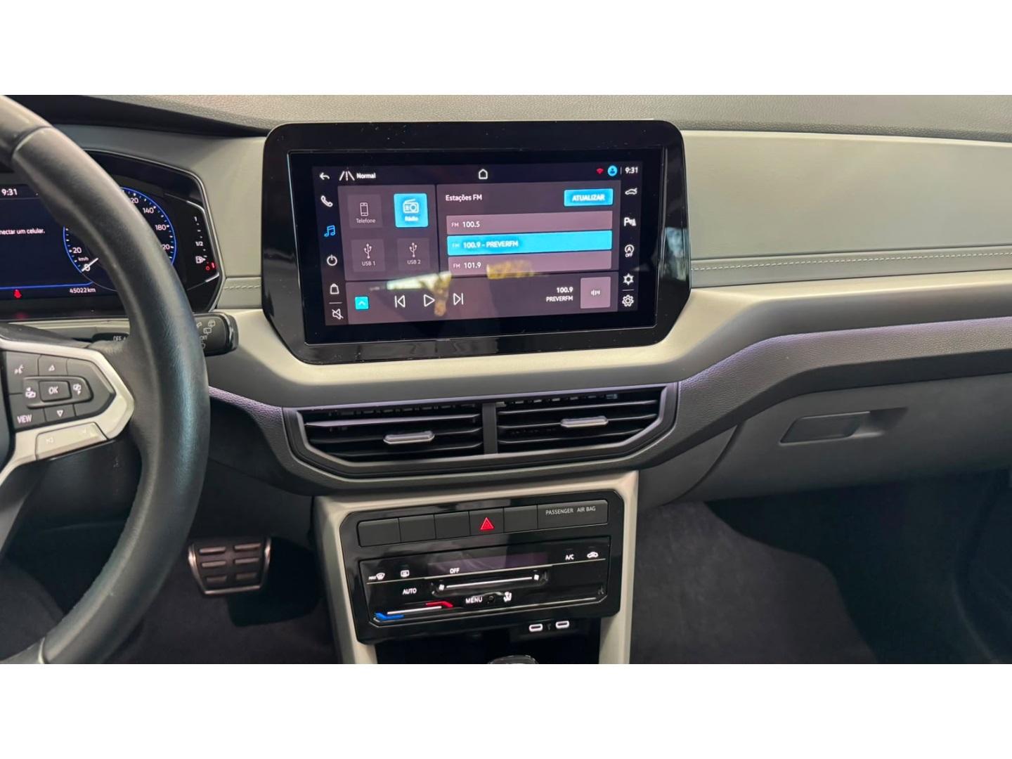 VOLKSWAGEN T-Cross - Foto