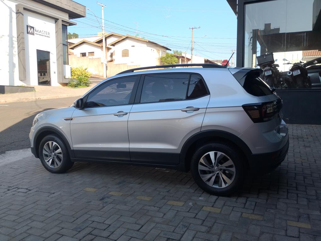 VOLKSWAGEN T-Cross - Foto