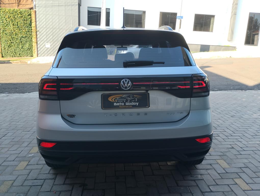 VOLKSWAGEN T-Cross - Foto