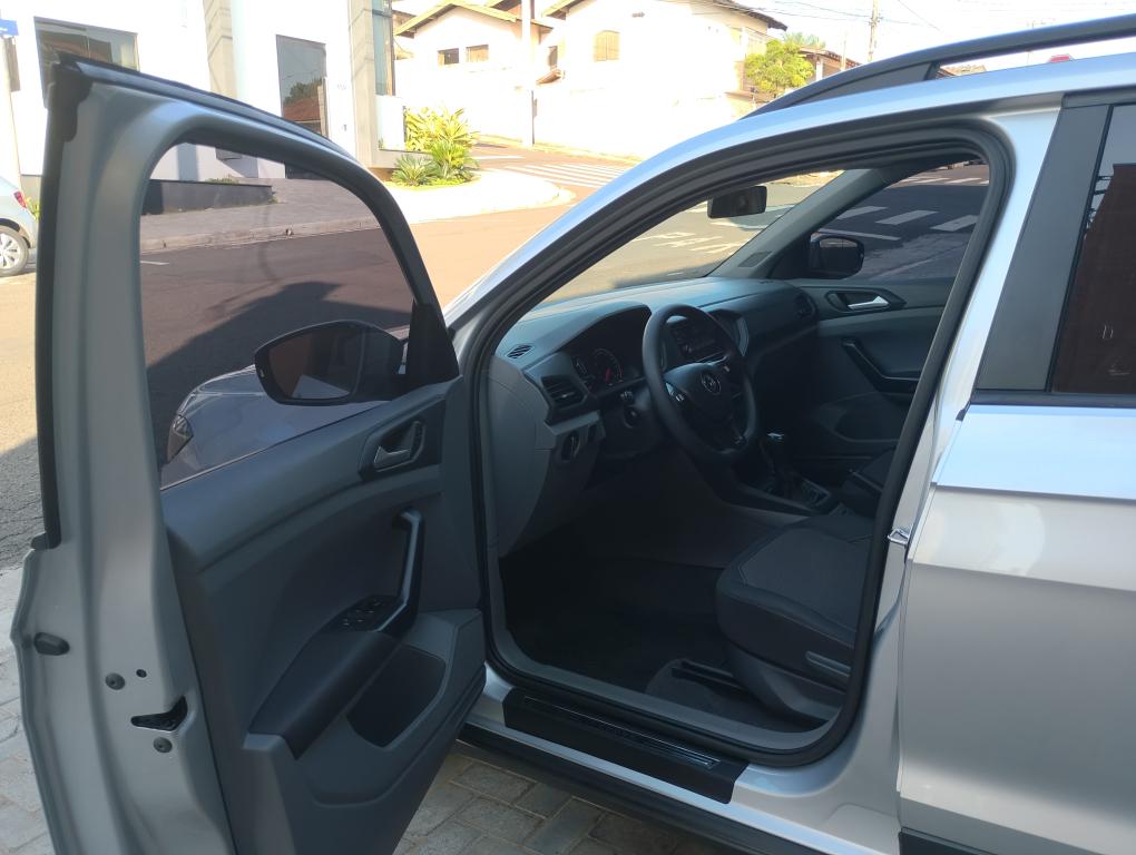 VOLKSWAGEN T-Cross - Foto