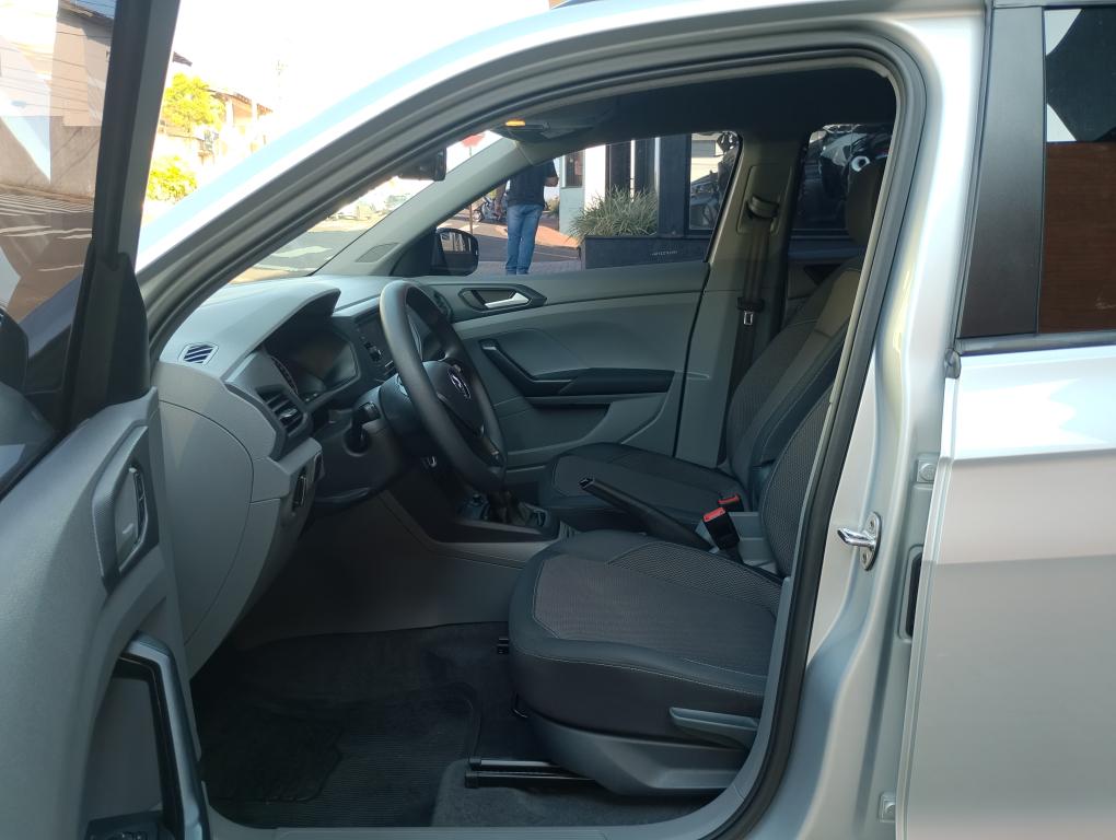 VOLKSWAGEN T-Cross - Foto