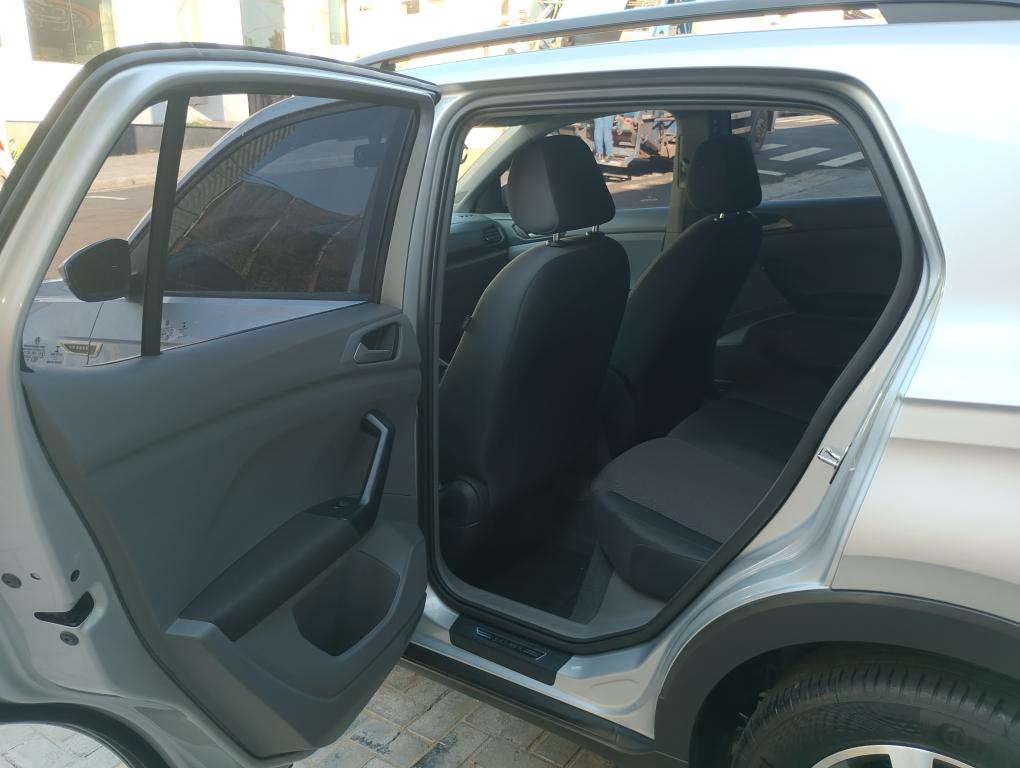 VOLKSWAGEN T-Cross - Foto