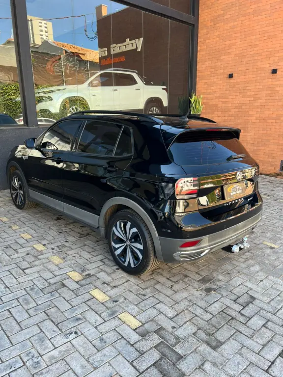 VOLKSWAGEN T-Cross - Foto