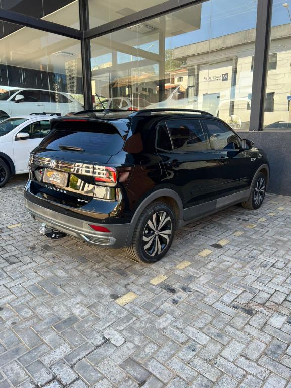 VOLKSWAGEN T-Cross - Foto