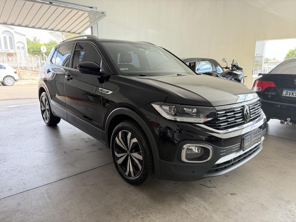 VOLKSWAGEN T-Cross - Foto