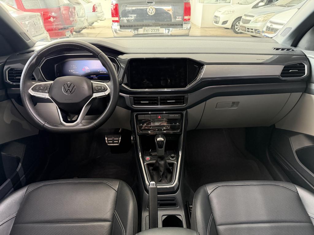 VOLKSWAGEN T-Cross - Foto