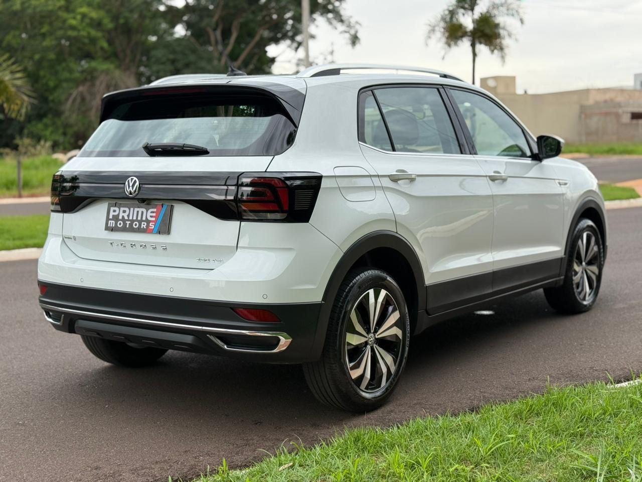 VOLKSWAGEN T-Cross - Foto