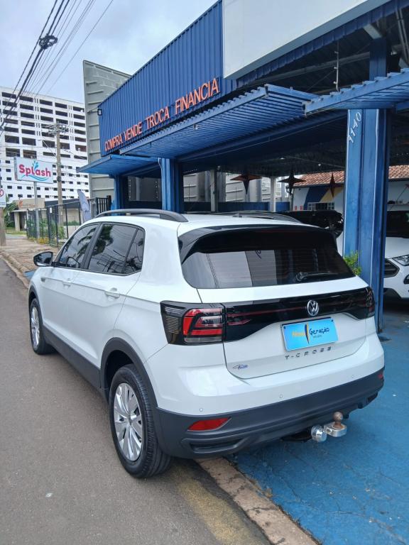VOLKSWAGEN T-Cross - Foto