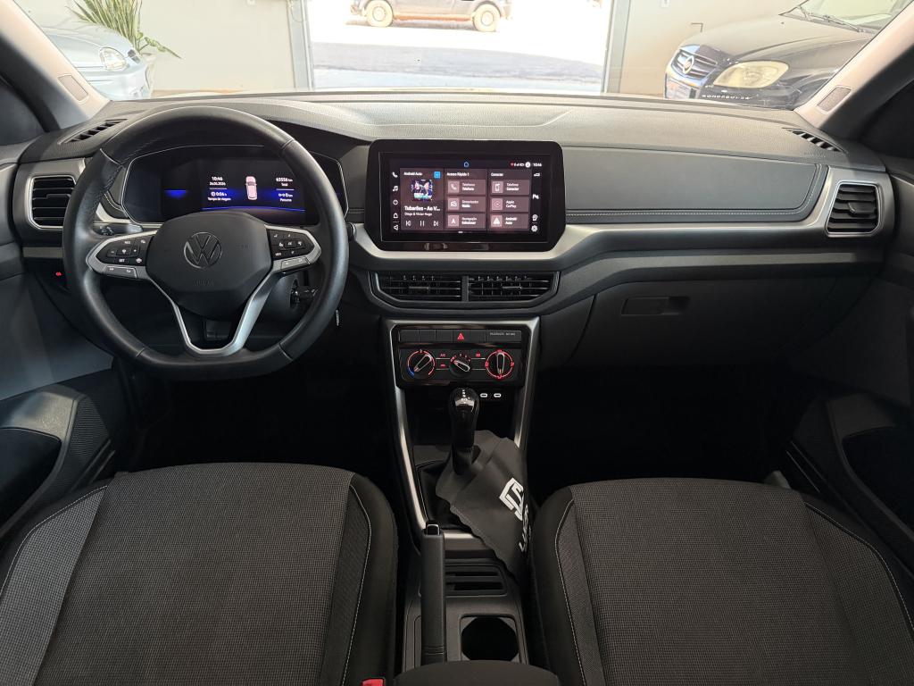 VOLKSWAGEN T-Cross - Foto