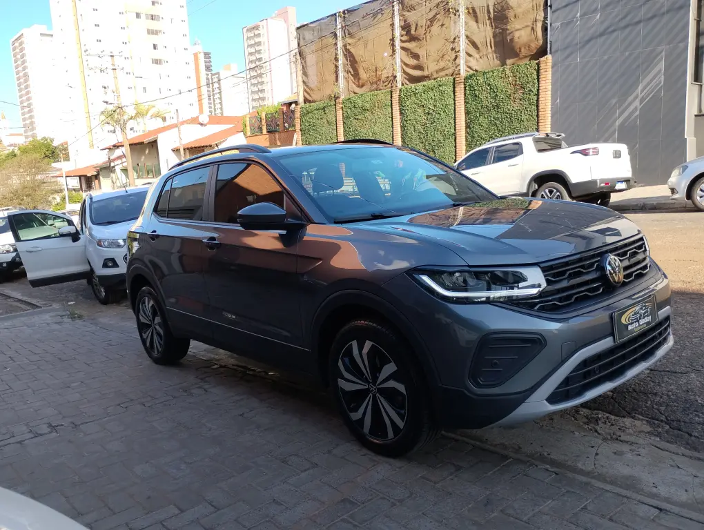 VOLKSWAGEN T-Cross - Foto