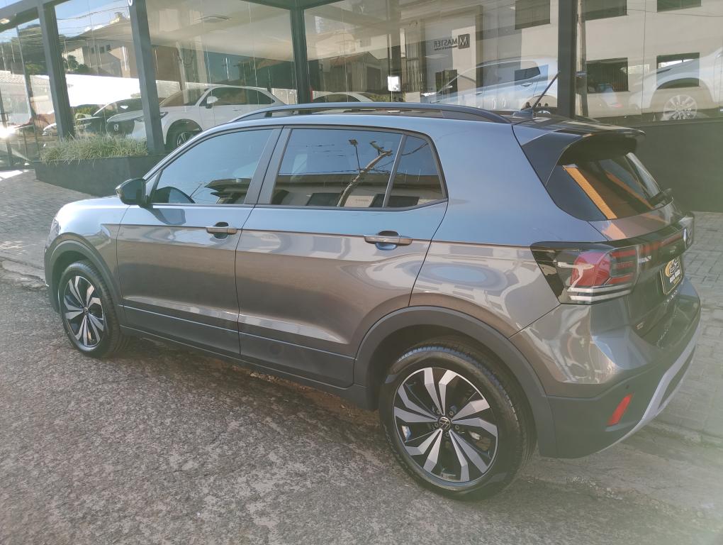 VOLKSWAGEN T-Cross - Foto
