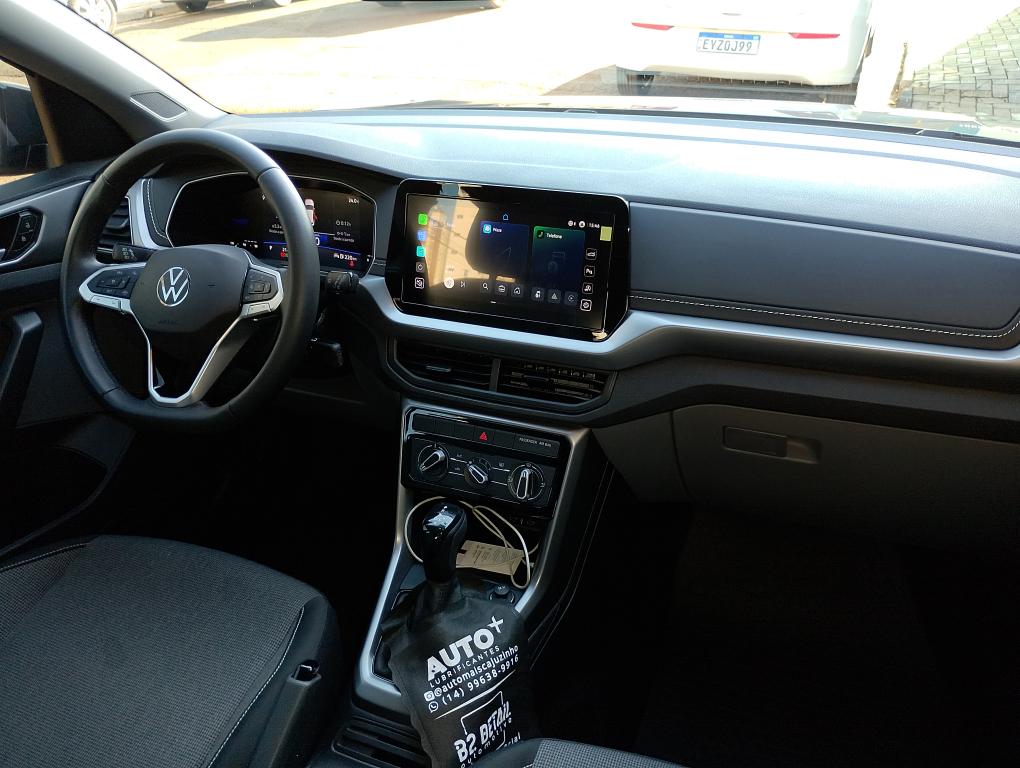 VOLKSWAGEN T-Cross - Foto