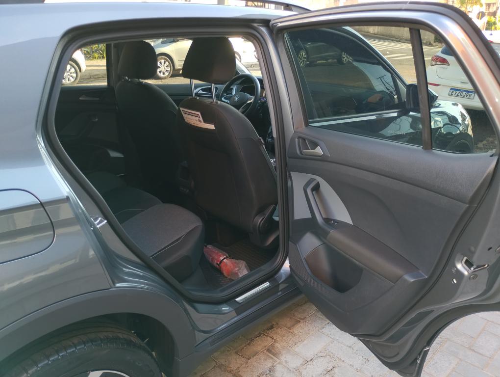 VOLKSWAGEN T-Cross - Foto