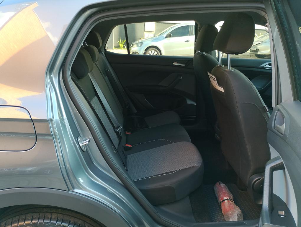 VOLKSWAGEN T-Cross - Foto