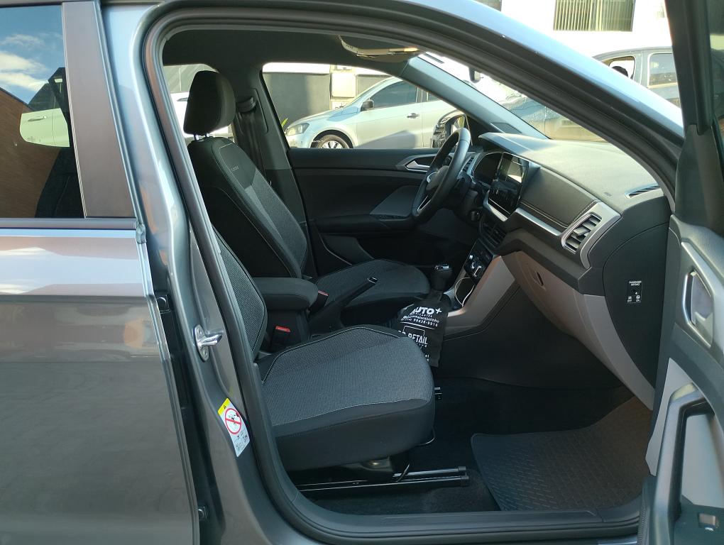 VOLKSWAGEN T-Cross - Foto