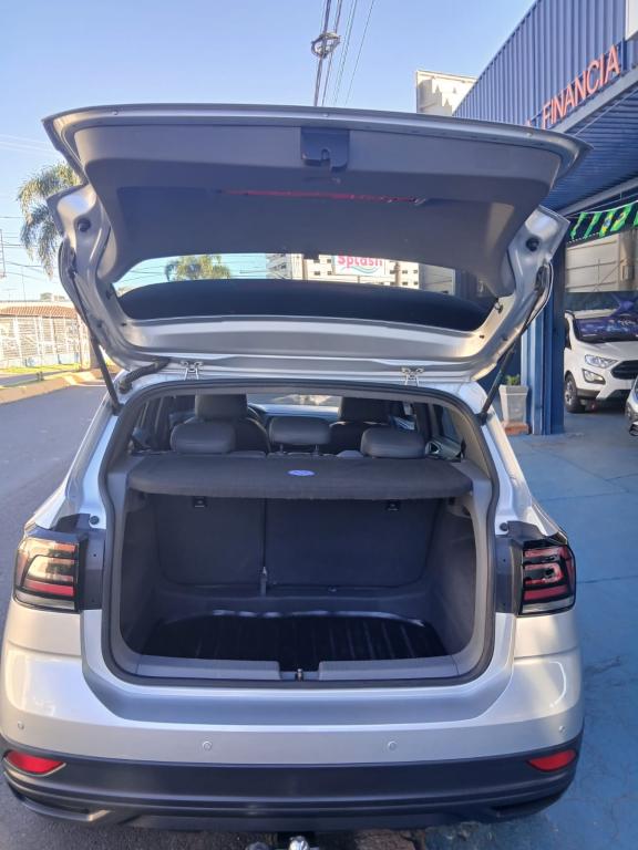 VOLKSWAGEN T-Cross - Foto