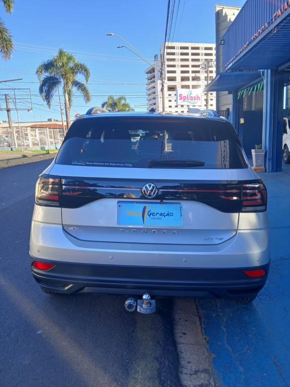 VOLKSWAGEN T-Cross - Foto