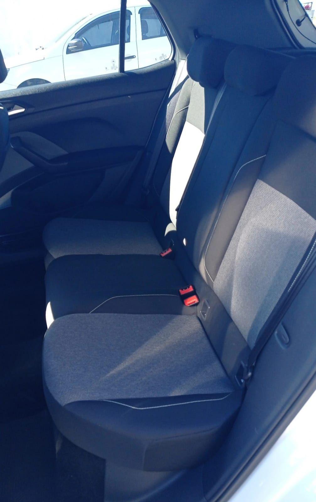VOLKSWAGEN T-Cross - Foto