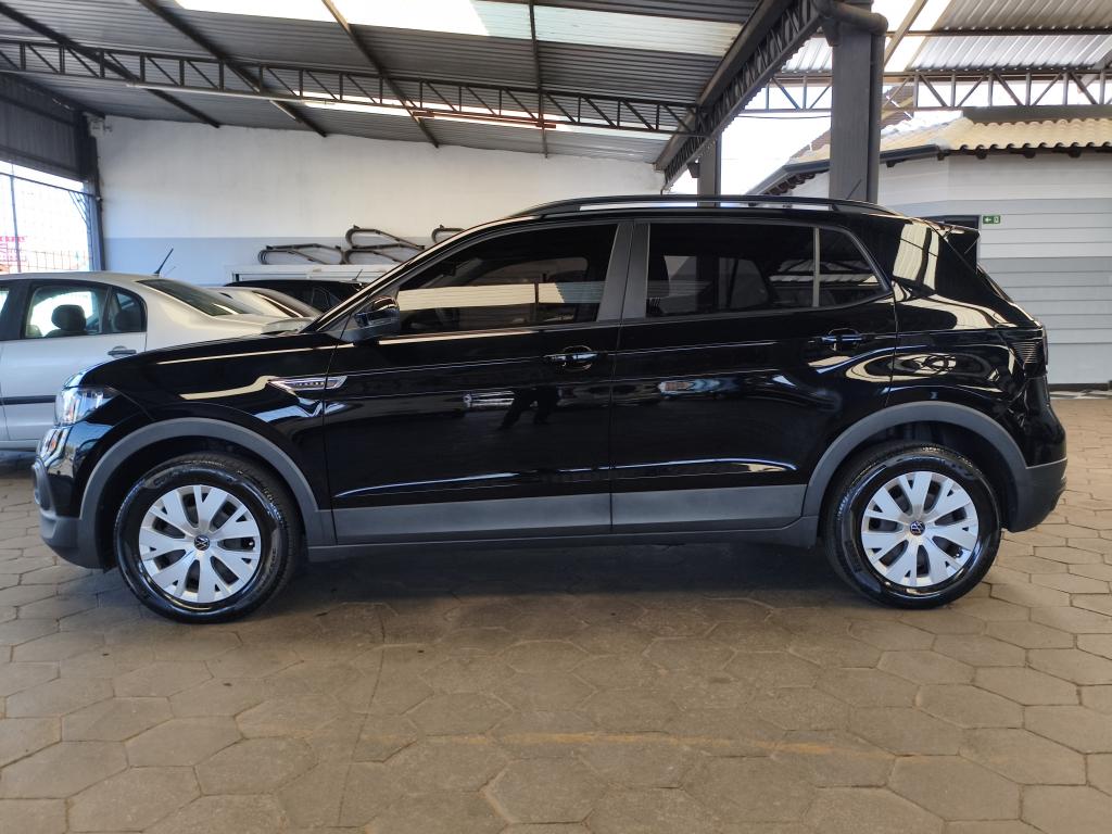 VOLKSWAGEN T-Cross - Foto