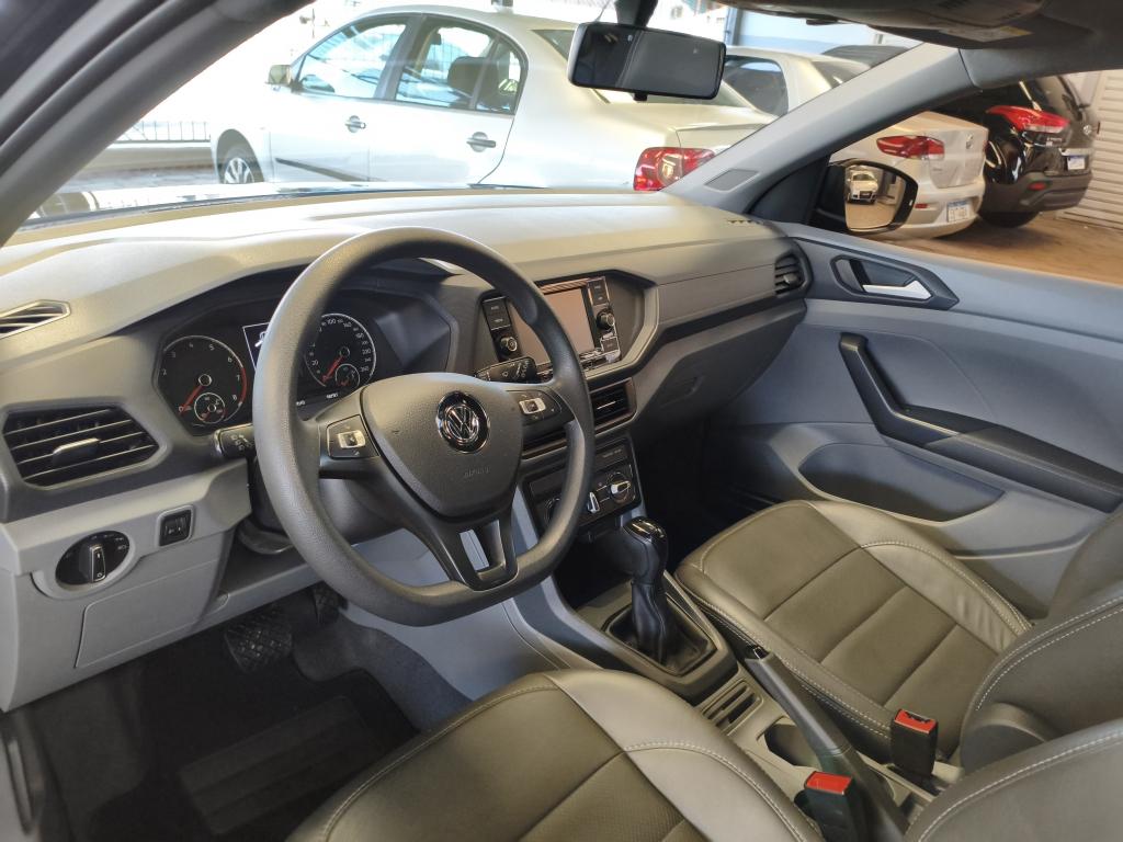VOLKSWAGEN T-Cross - Foto