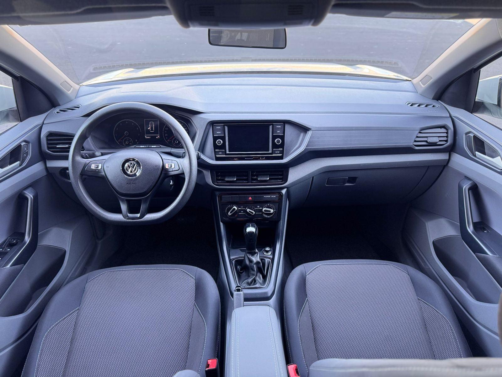 VOLKSWAGEN T-Cross - Foto