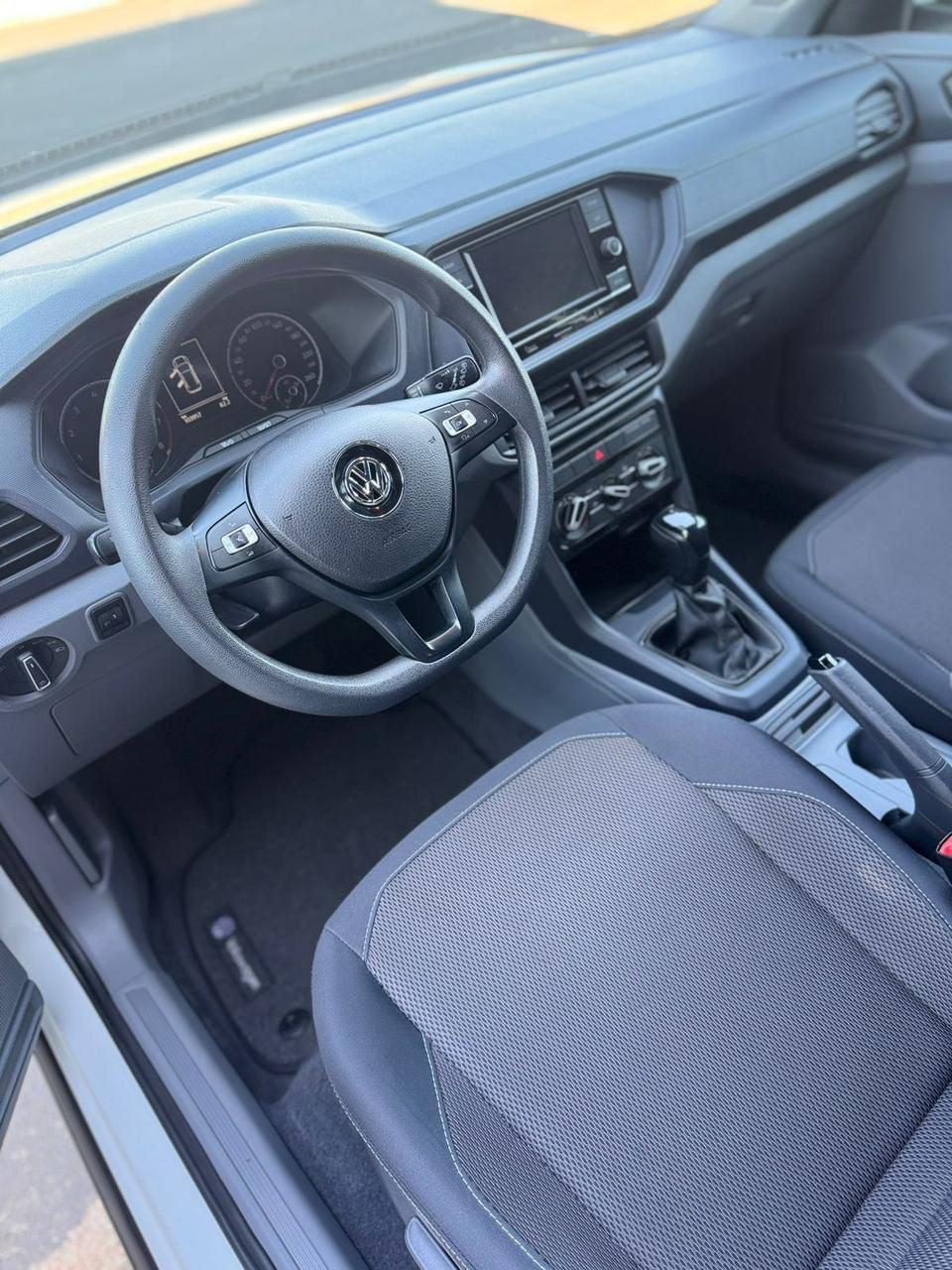 VOLKSWAGEN T-Cross - Foto