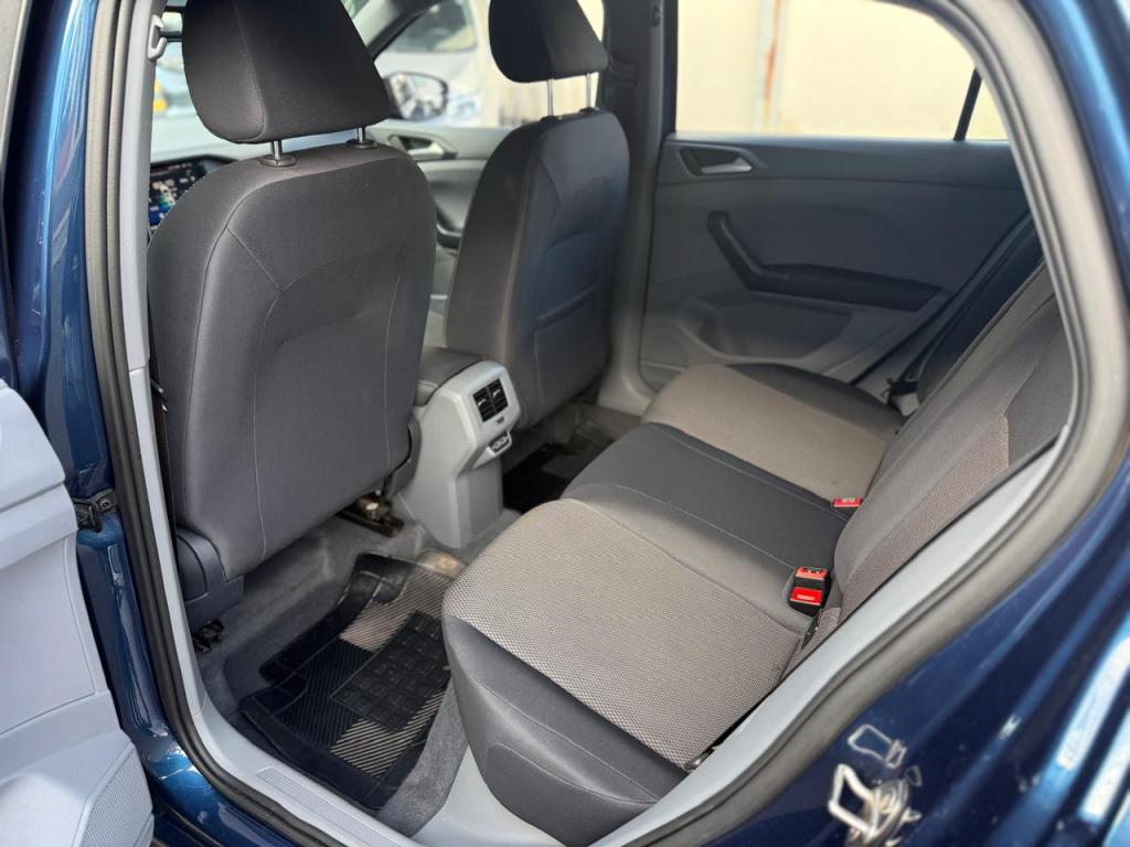 VOLKSWAGEN T-Cross - Foto