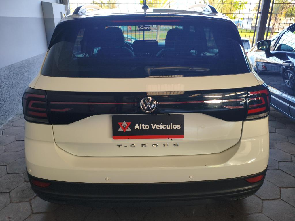 VOLKSWAGEN T-Cross - Foto