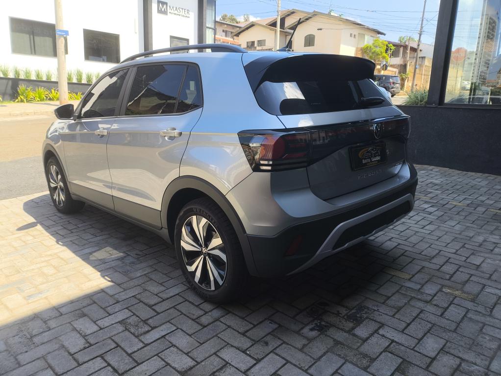 VOLKSWAGEN T-Cross - Foto