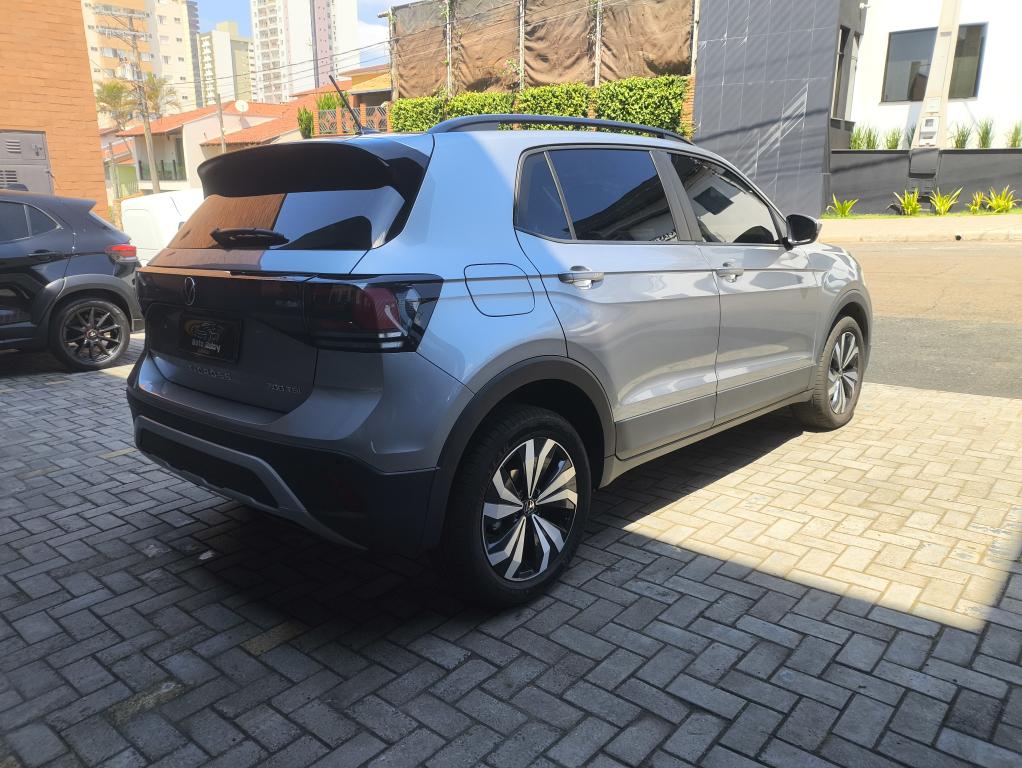 VOLKSWAGEN T-Cross - Foto