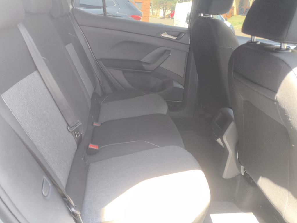 VOLKSWAGEN T-Cross - Foto