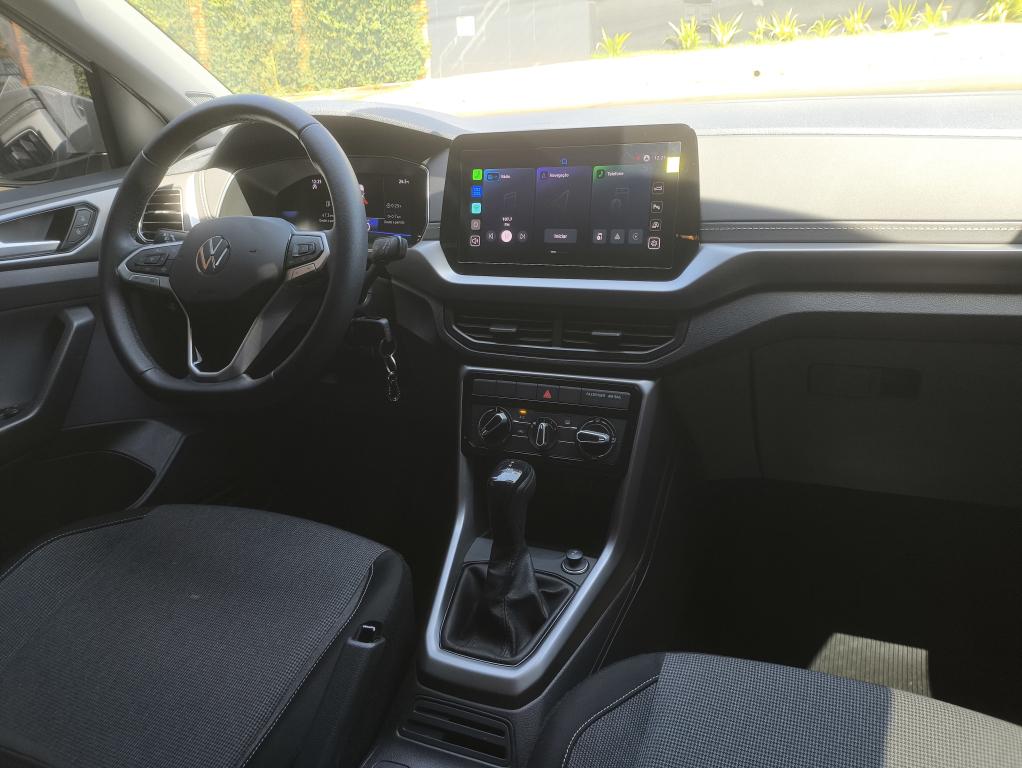 VOLKSWAGEN T-Cross - Foto