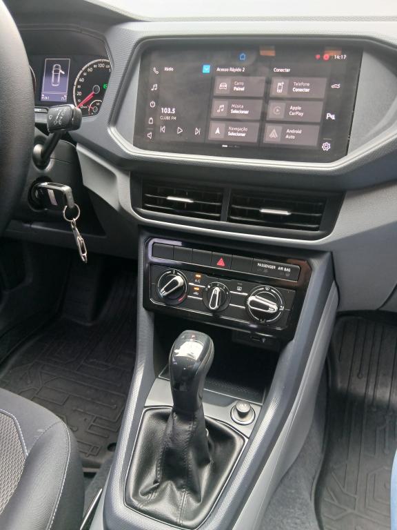 VOLKSWAGEN T-Cross - Foto
