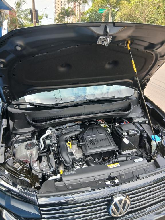 VOLKSWAGEN T-Cross - Foto