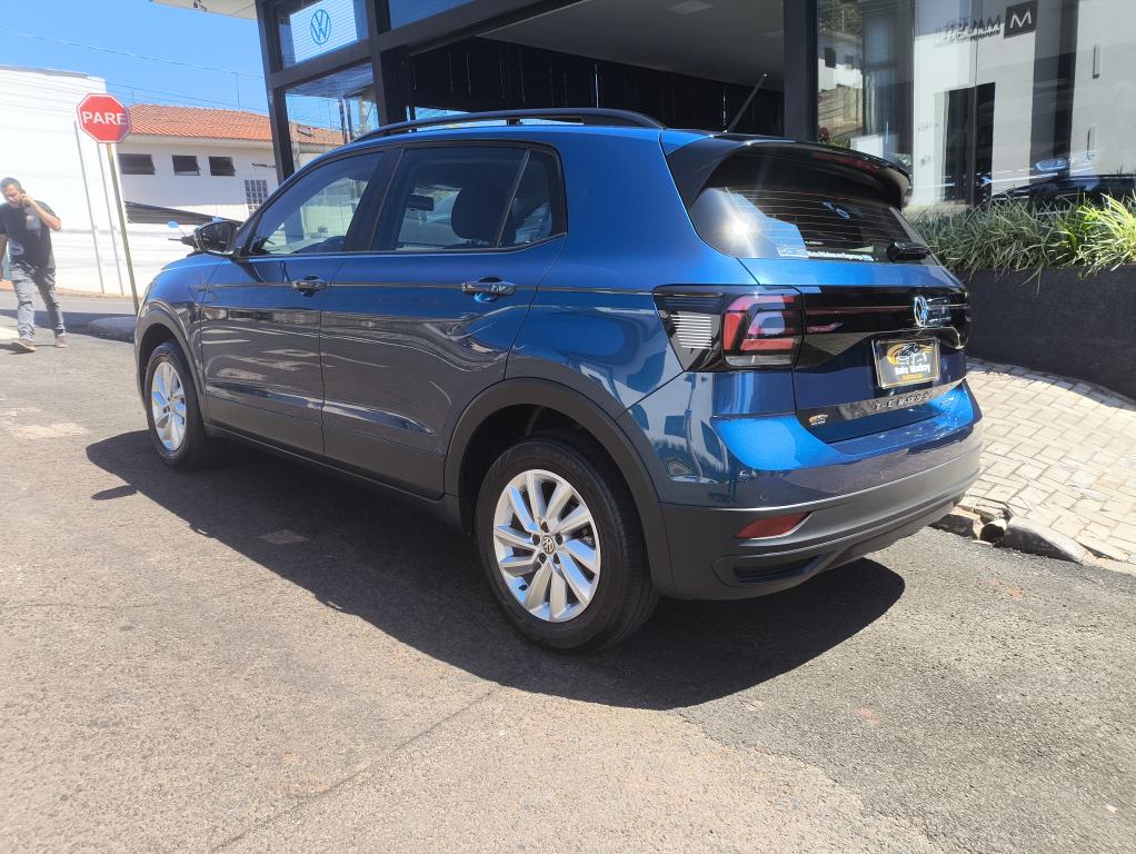 VOLKSWAGEN T-Cross - Foto